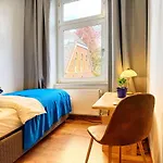 Komfort-apartment Mit 3 Sz & Gemuetliches Wohnzimmer وبرتال