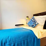 Komfort-apartment Mit 3 Sz & Gemuetliches Wohnzimmer وبرتال