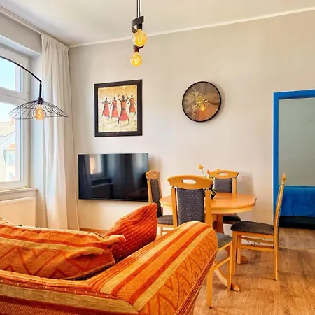 Komfort-apartment Mit 3 Sz & Gemuetliches Wohnzimmer * Wuppertal