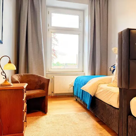 Apartment Komfort-apartment Mit 3 Sz & Gemuetliches Wohnzimmer *