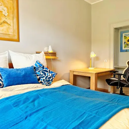 Komfort-apartment Mit 3 Sz & Gemuetliches Wohnzimmer * Wuppertal