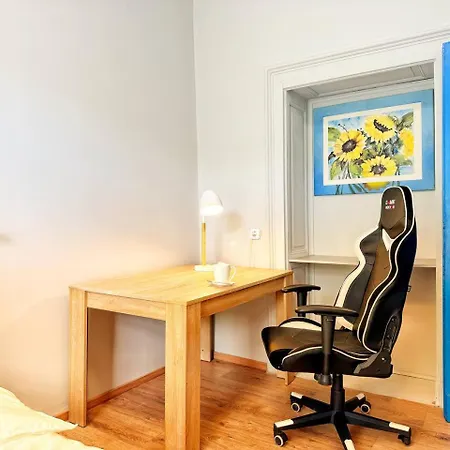 Apartment Komfort-apartment Mit 3 Sz & Gemuetliches Wohnzimmer