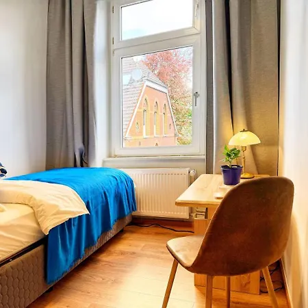 Komfort-apartment Mit 3 Sz & Gemuetliches Wohnzimmer Wuppertal