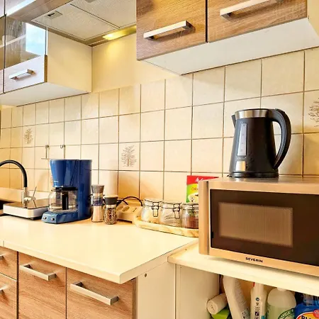 Komfort-apartment Mit 3 Sz & Gemuetliches Wohnzimmer شقة وبرتال