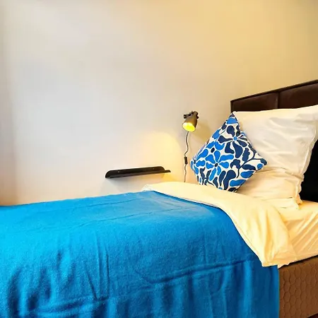 Komfort-apartment Mit 3 Sz & Gemuetliches Wohnzimmer وبرتال