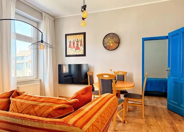 Komfort-apartment Mit 3 Sz&gemütliches Wohnzimmer * Wuppertal