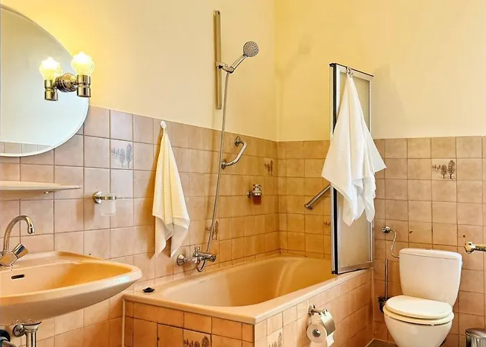 Apartment Komfort-apartment Mit 3 Sz&gemütliches Wohnzimmer Wuppertal