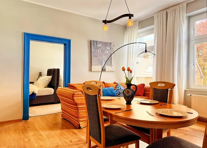 Komfort-apartment Mit 3 Sz & Gemuetliches Wohnzimmer *