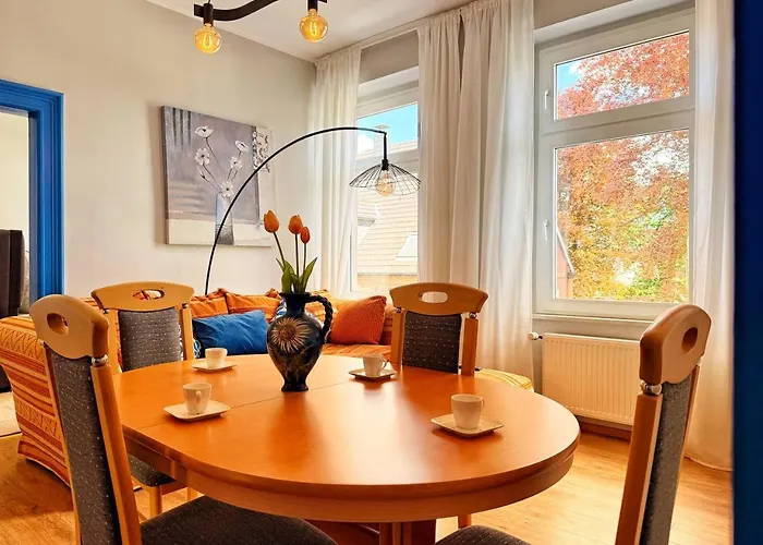 Komfort-apartment Mit 3 Sz & Gemuetliches Wohnzimmer Lejlighed