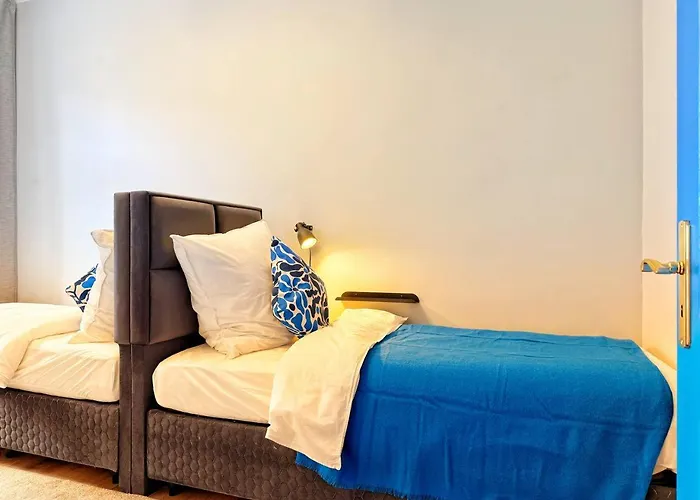 Apartment Komfort-apartment Mit 3 Sz&gemütliches Wohnzimmer *